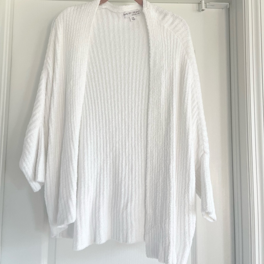 Barefoot dreams white